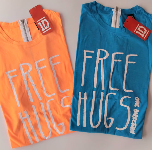 Playera FREE HUGS 1D